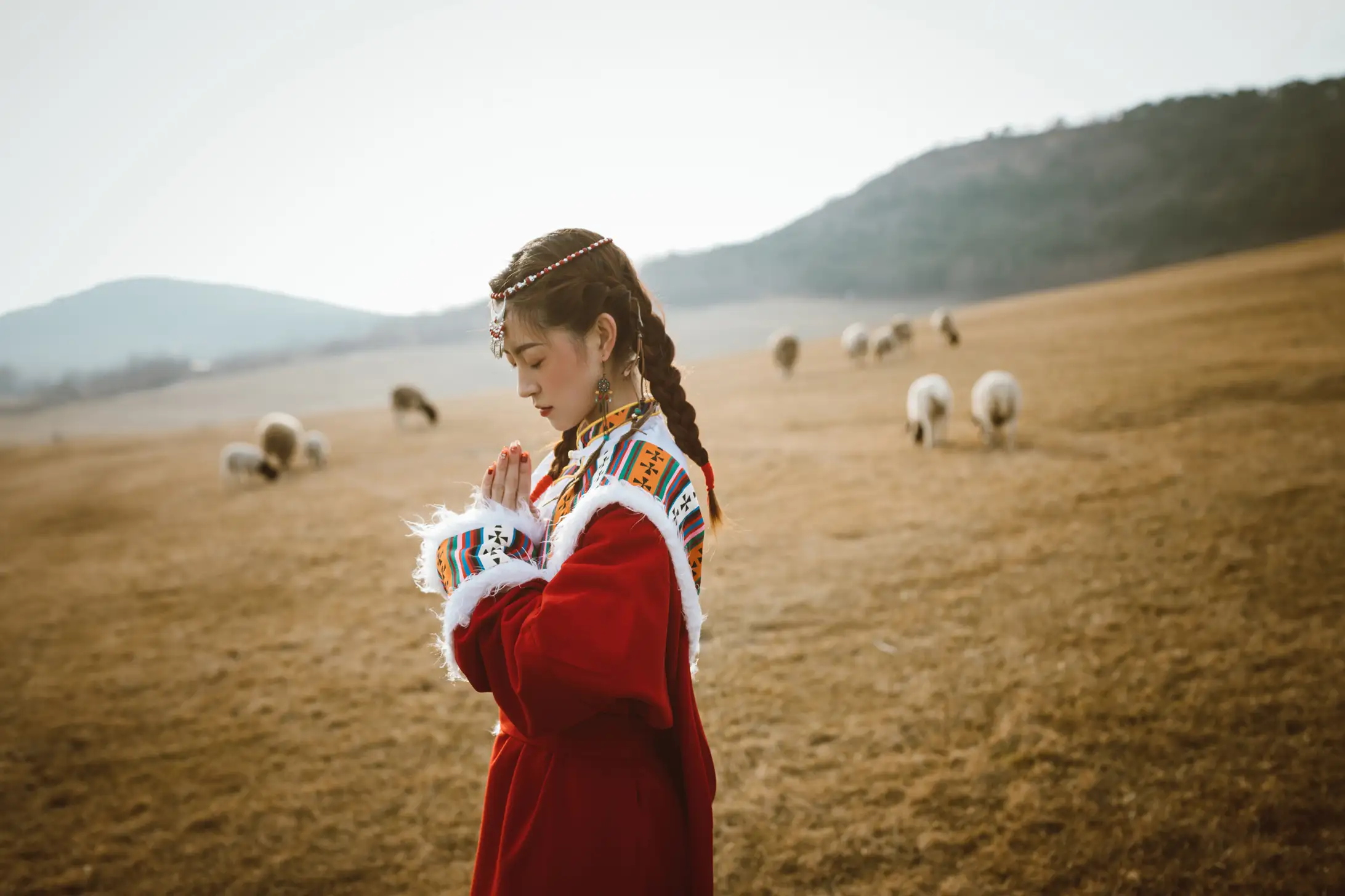 [YITUYU] 2022.07.04 Vol.1376 – Girl in Tibetan Clothes on the Ranch Yixuan-#[22P]-12