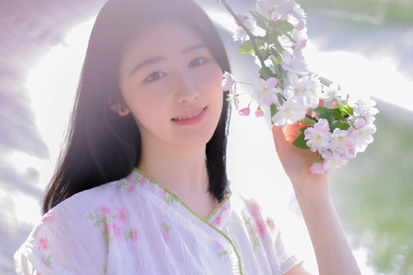 [YITUYU] 2022.08.01 Vol.1602 – Already feel the excitement of spring oeil#[29P]-28